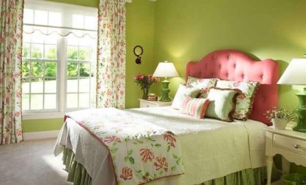 How to decorate a pink and green bedroom