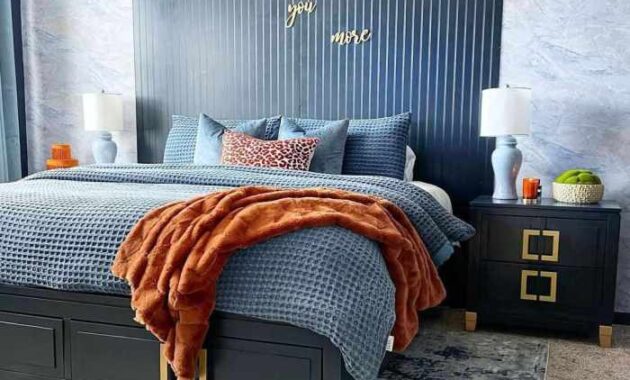 How to decorate a navy blue bedroom