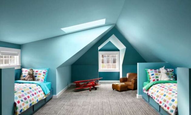 Decorar paredes inclinadas en el dormitorio: ¡ideas creativas!