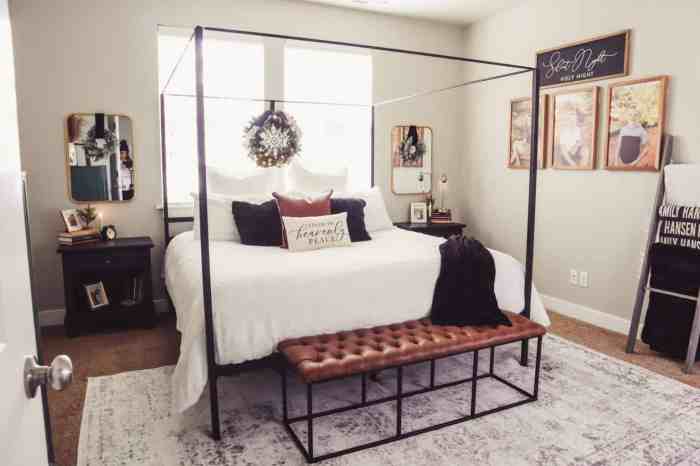 How to decorate master bedroom for christmas