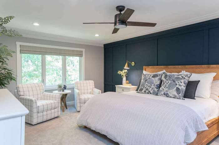 How to decorate a navy blue bedroom