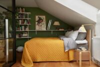 How to decorate bedroom with slanted ceiling