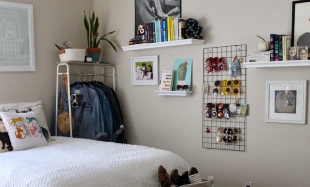 How to decorate tiny bedroom