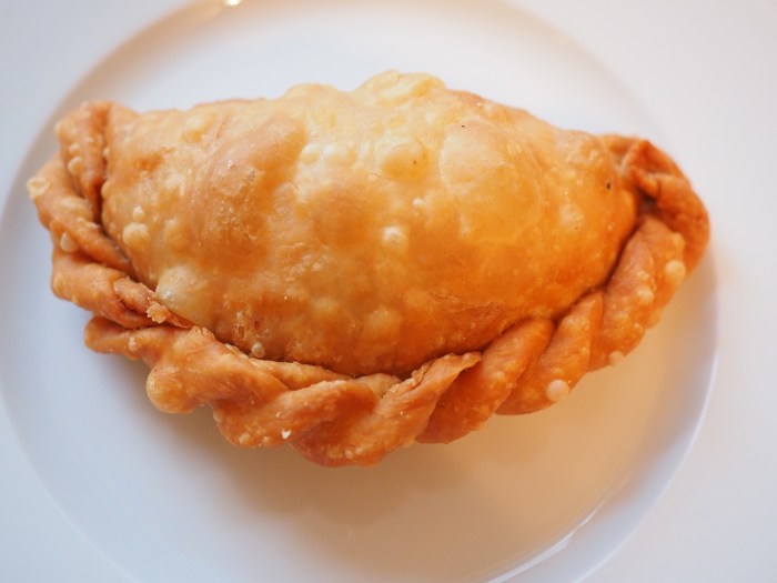 How to cook empanadas filipino style